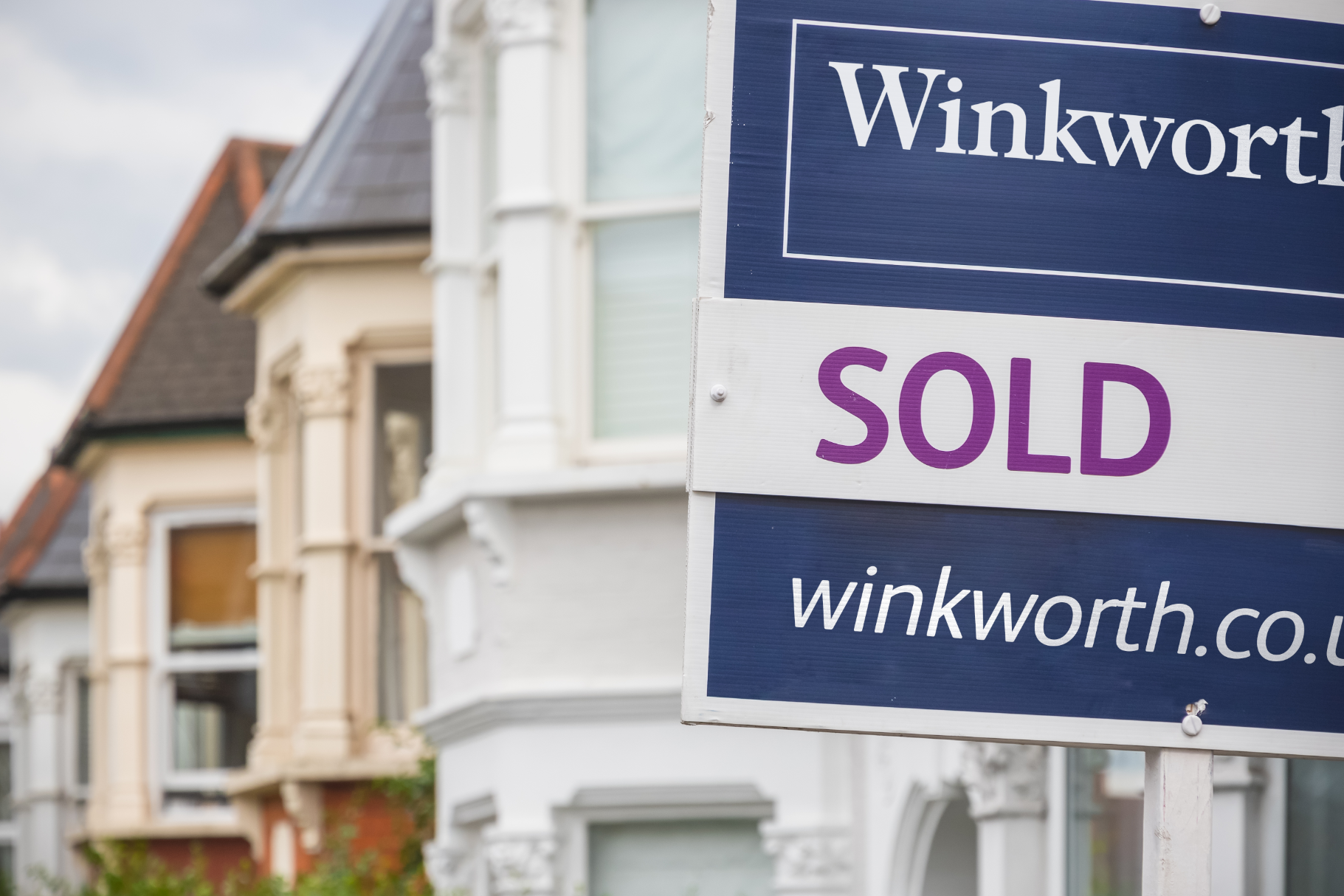 Winkworth-sold-board